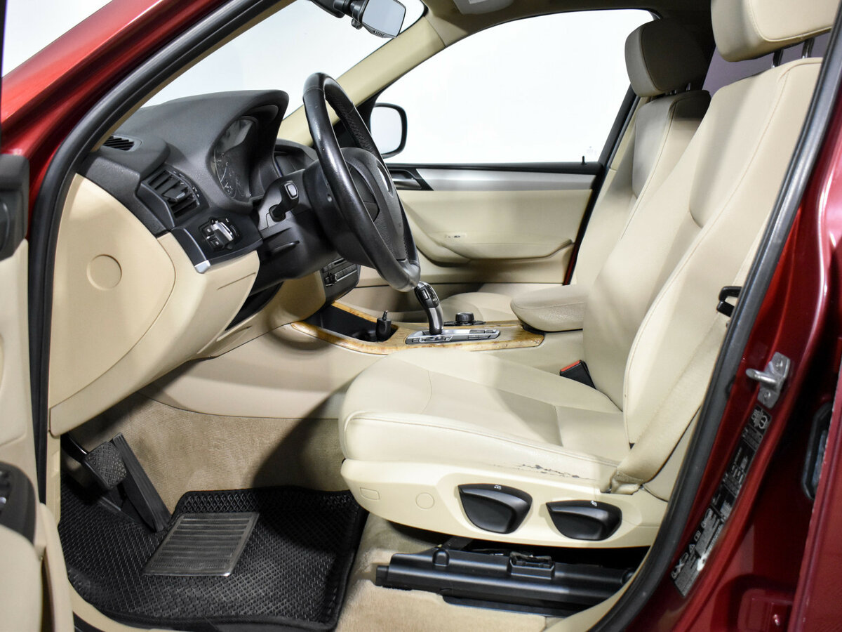 Б/У БМВ Икс3 2013 года. Фото: #8