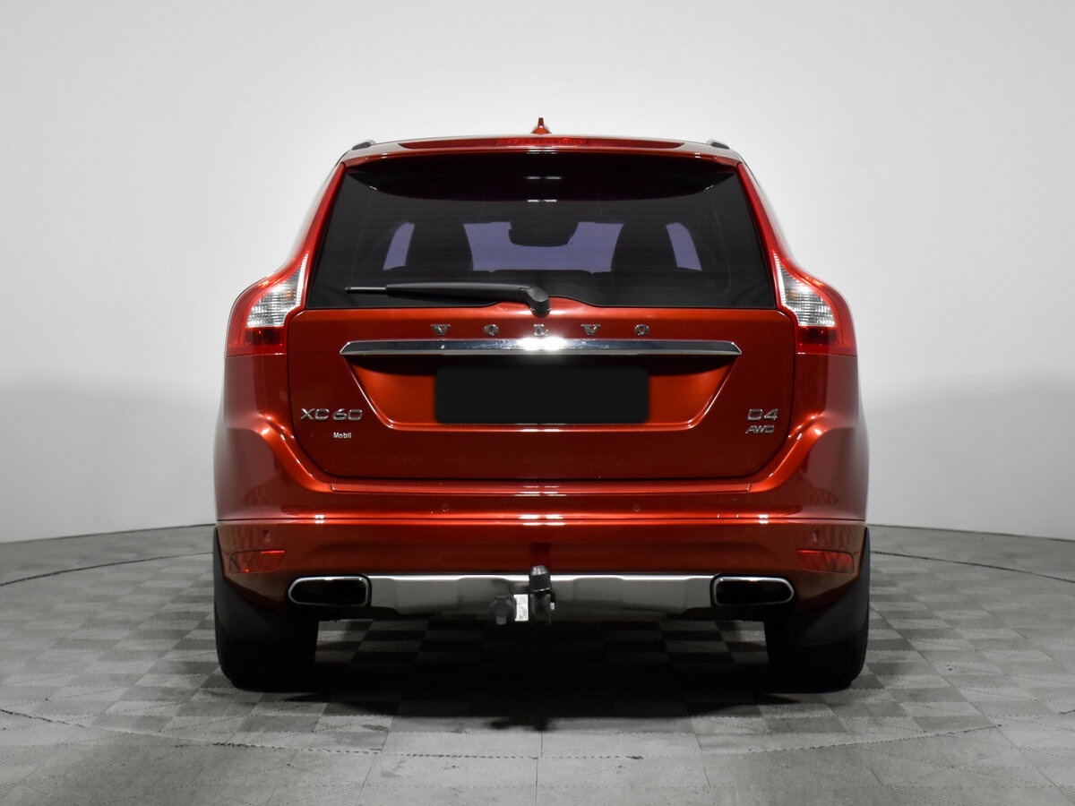 Б/У Вольво ИксЦ60 2015 года. Фото: #4