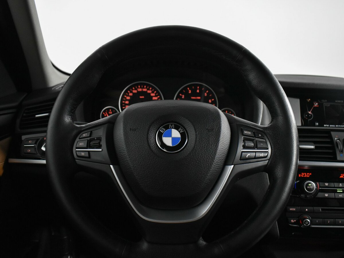 Б/У БМВ Икс3 2016 года. Фото: #15