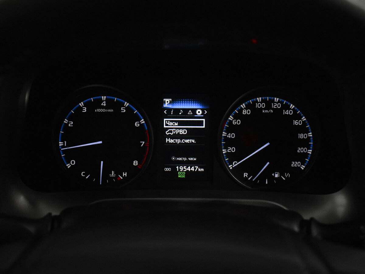 Б/У Тойота Рав4 2018 года. Фото: #16