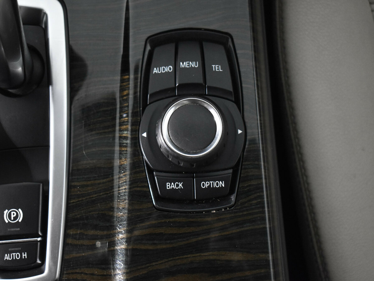 Б/У БМВ Икс3 2013 года. Фото: #10