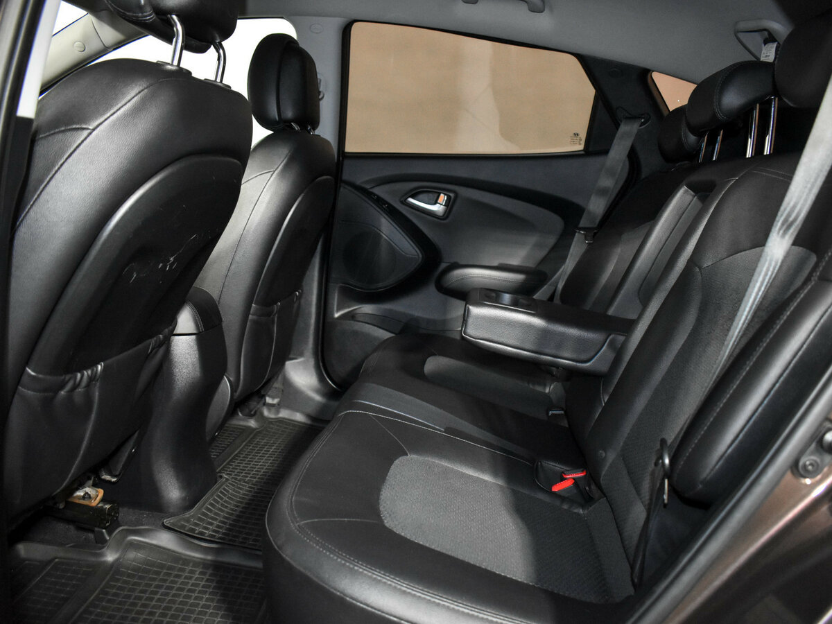 Б/У Хендай ай-икс35 2013 года. Фото: #8