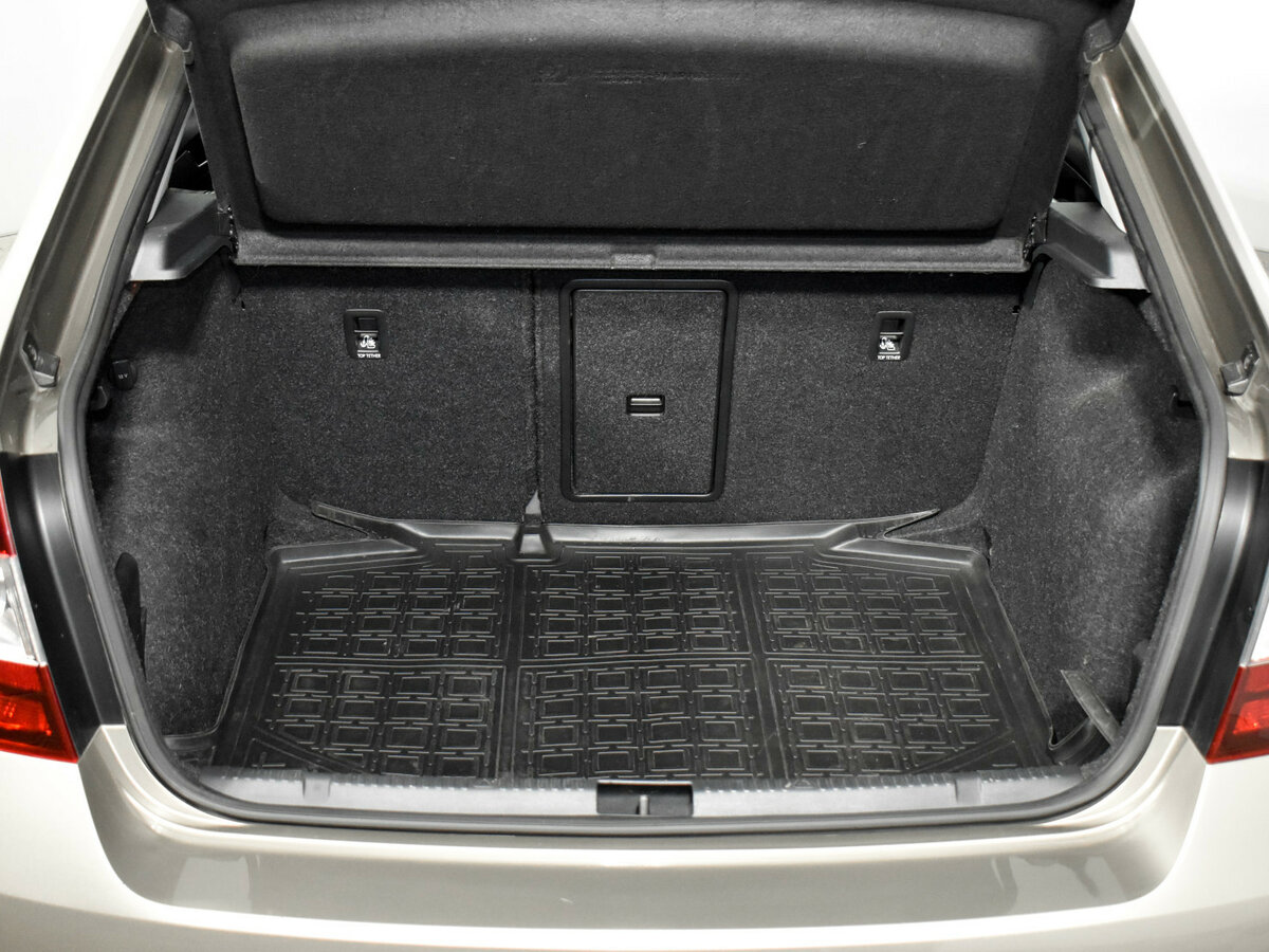 Б/У Шкода Рапид 2019 года. Фото: #18