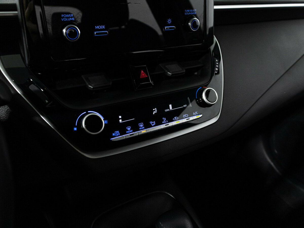 Б/У Тойота Королла 2020 года. Фото: #14