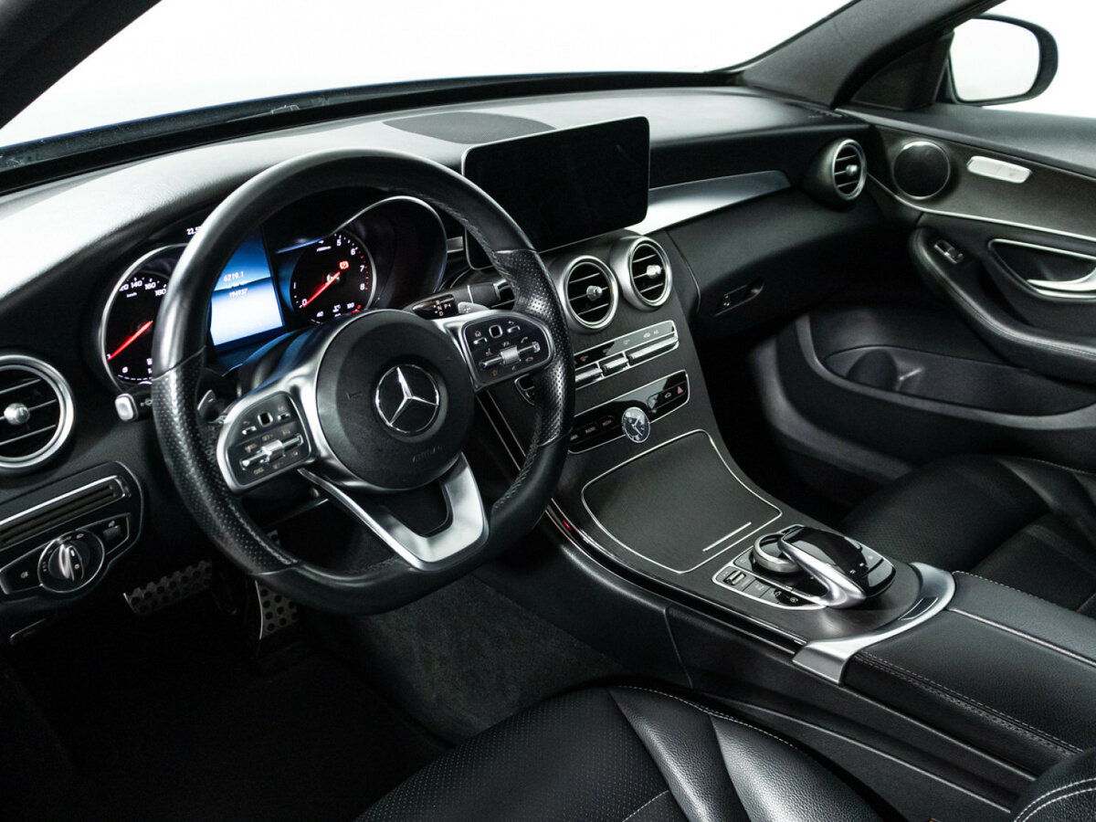 Б/У Мерседес-Бенц Ц-Класс 2018 года. Фото: #10