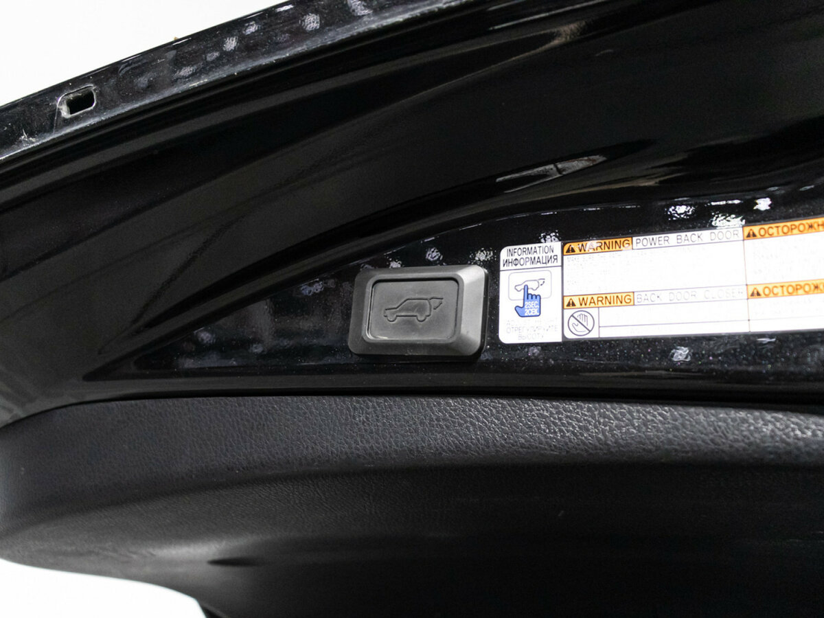 Б/У Тойота Рав4 2016 года. Фото: #17