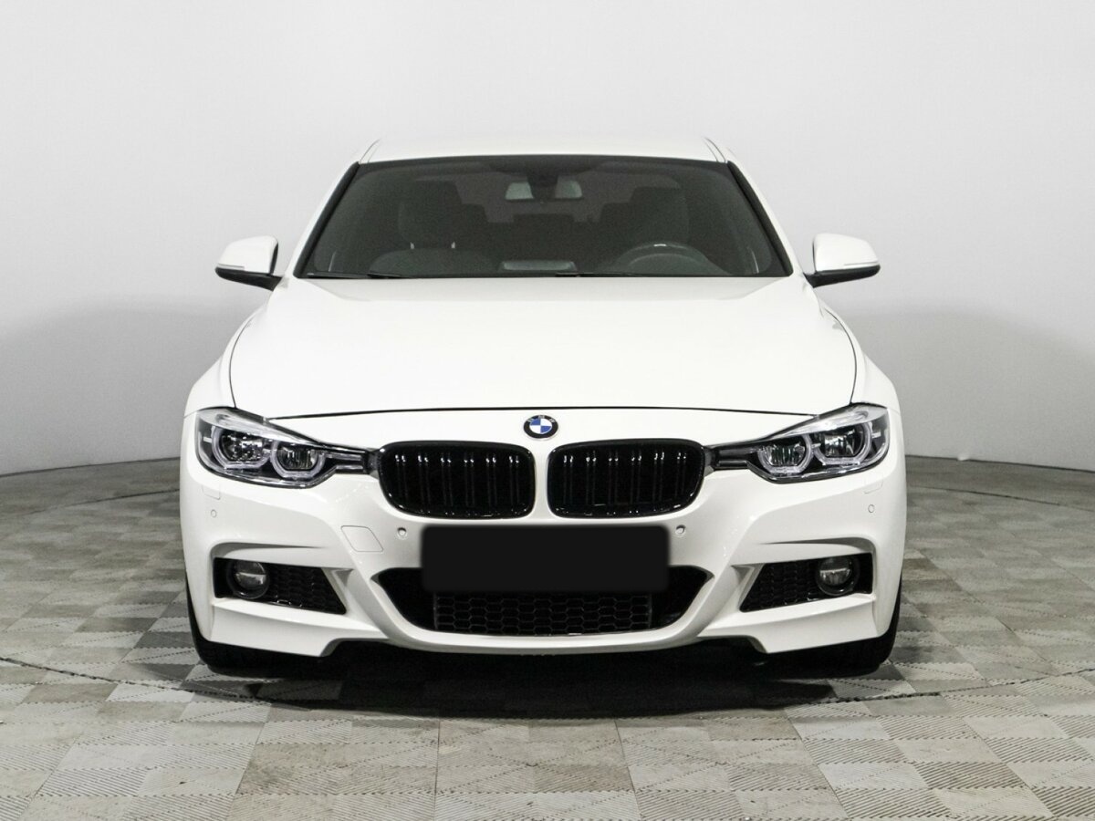 Б/У БМВ 3 серии 2016 года. Фото: #1