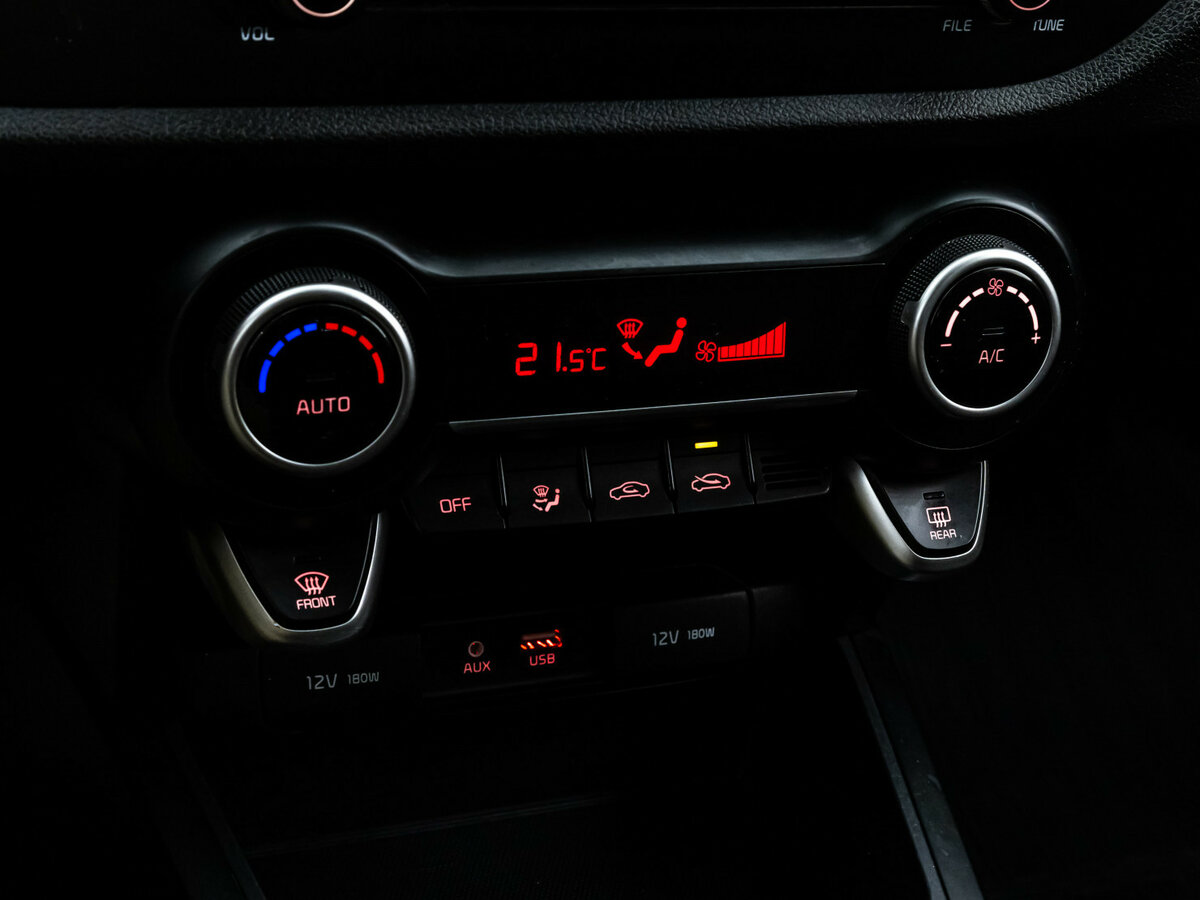 Б/У Киа Рио 2018 года. Фото: #10