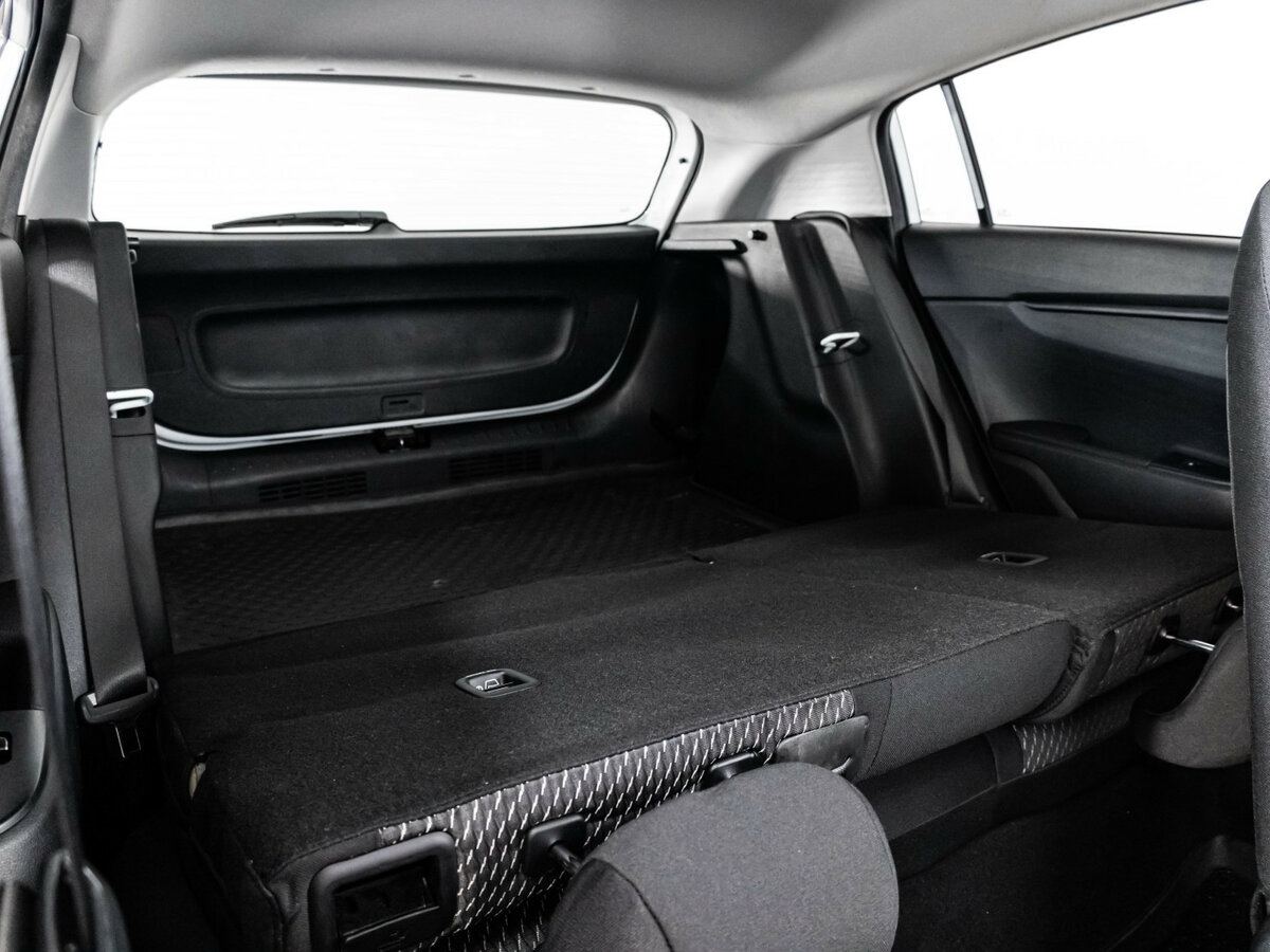 Б/У Киа Рио 2018 года. Фото: #15