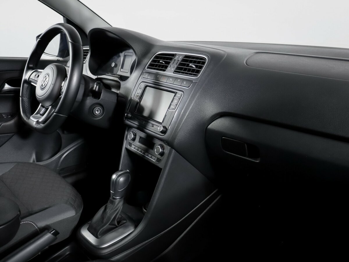 Б/У Фольксваген Поло 2018 года. Фото: #6