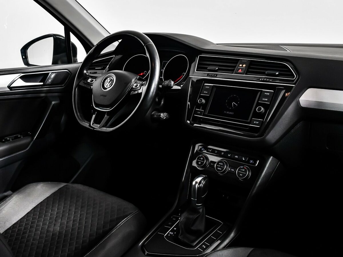 Б/У Фольксваген Тигуан 2017 года. Фото: #10