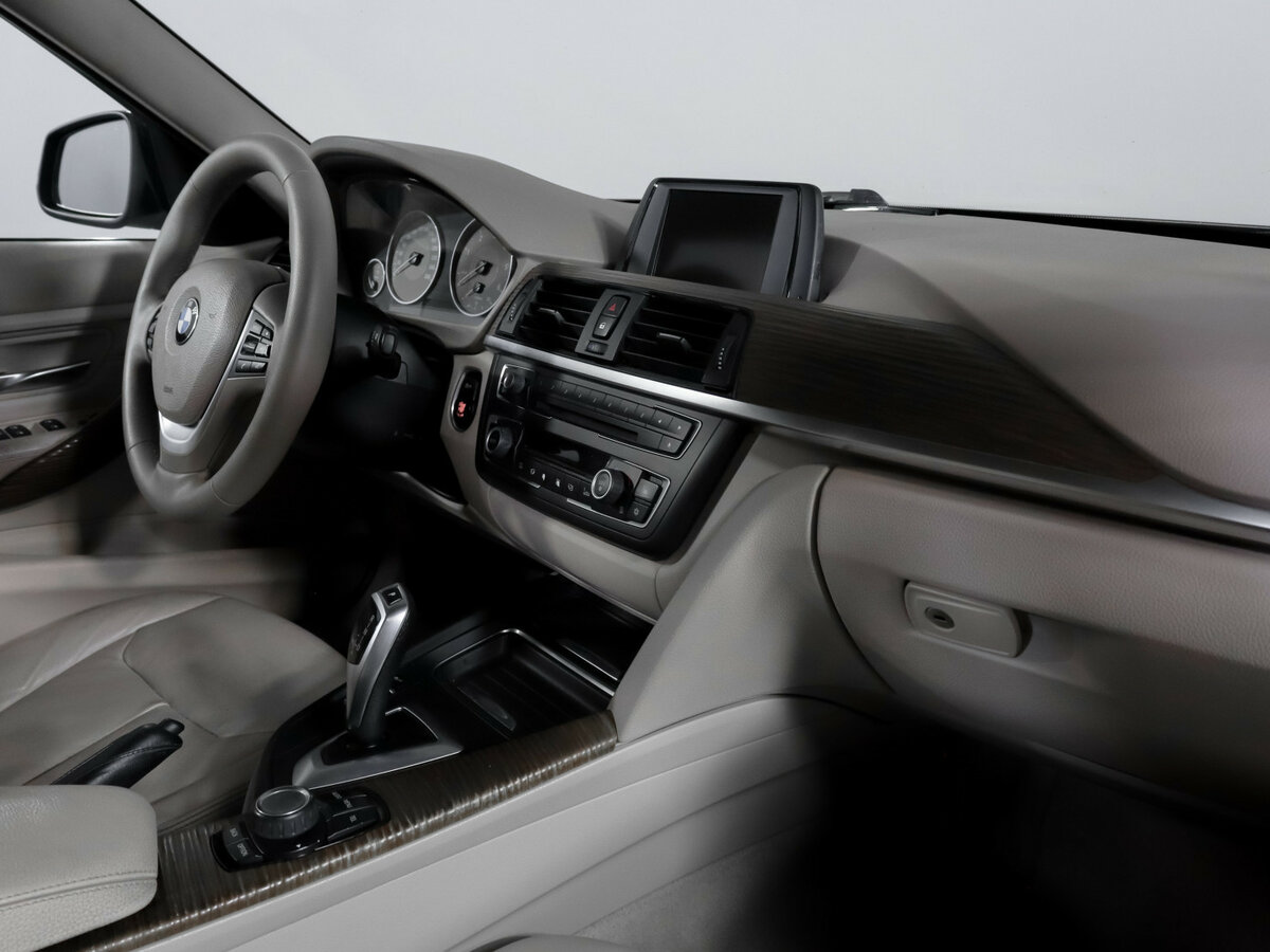 Б/У БМВ 3 серии 2012 года. Фото: #6