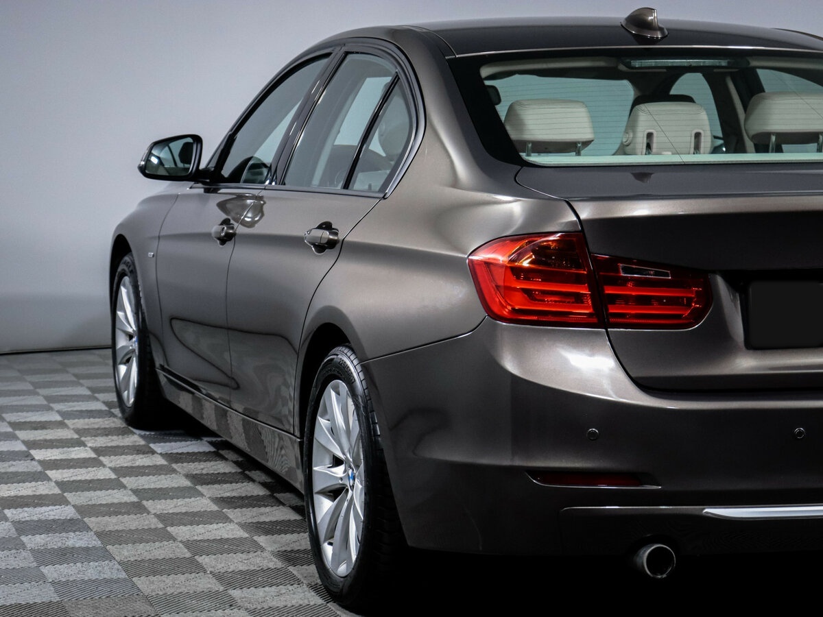 Б/У БМВ 3 серии 2012 года. Фото: #13