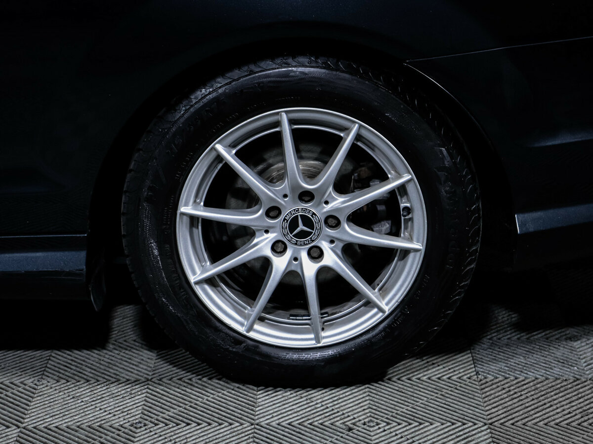 Б/У Мерседес-Бенц Ц-Класс 2012 года. Фото: #11