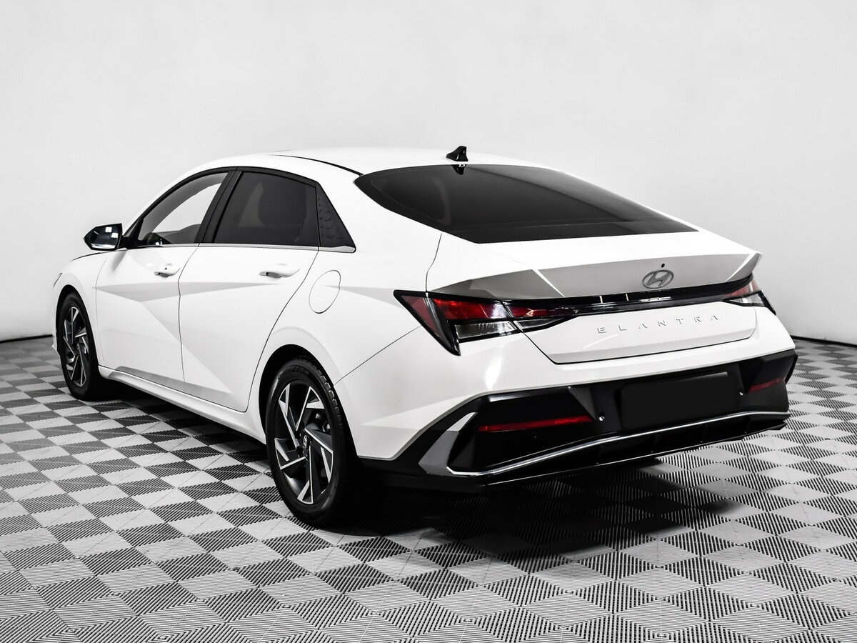 Б/У Хендай Елантра 2023 года. Фото: #6