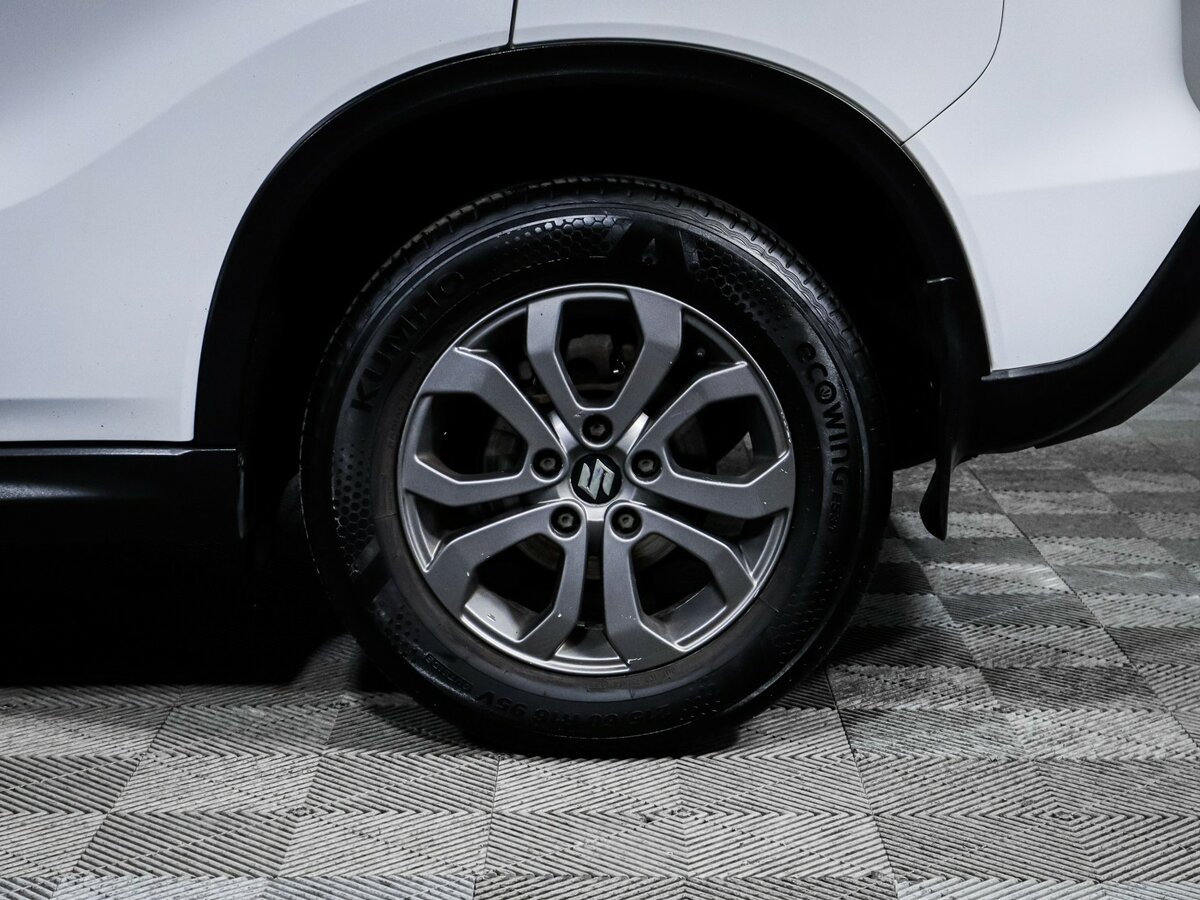 Б/У Сузуки Витара 2016 года. Фото: #11