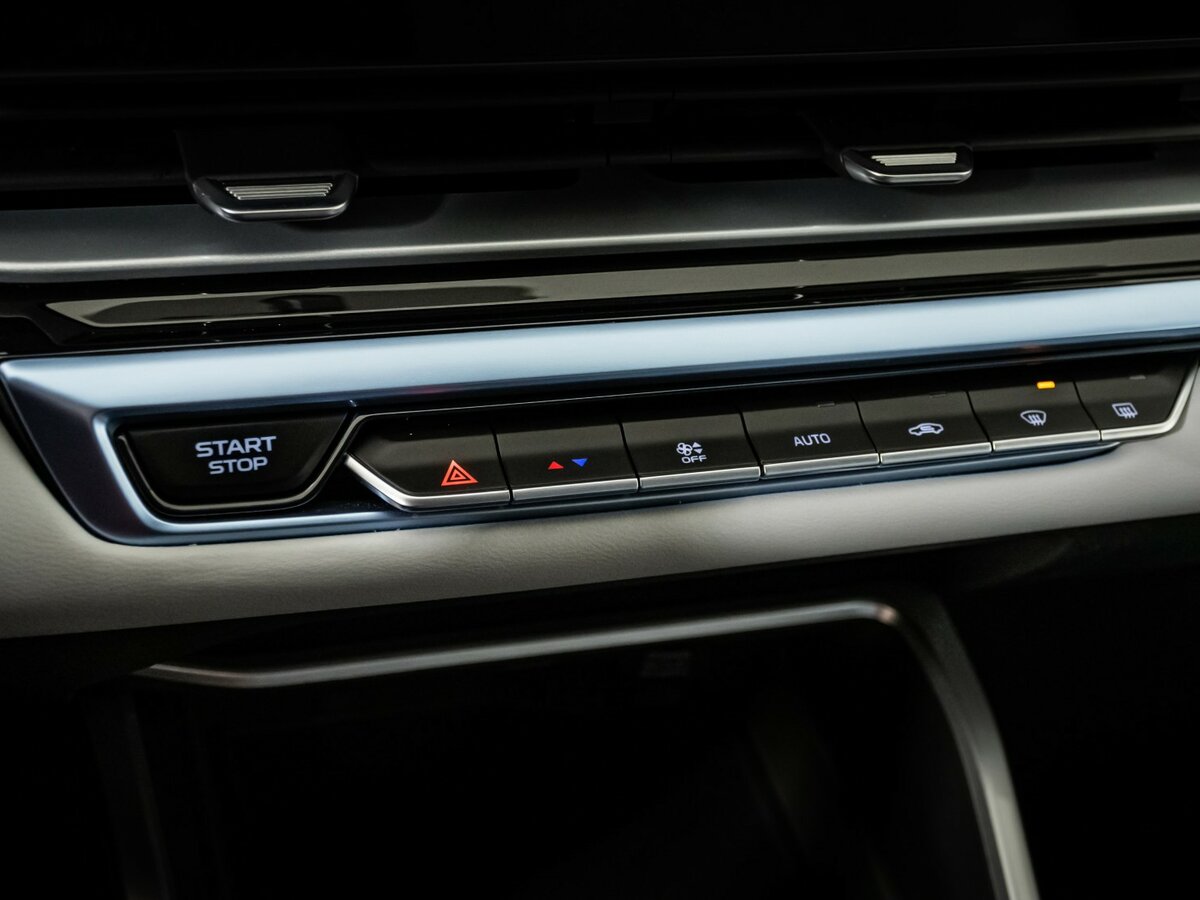 Б/У Джили Эмгранд 2023 года. Фото: #11