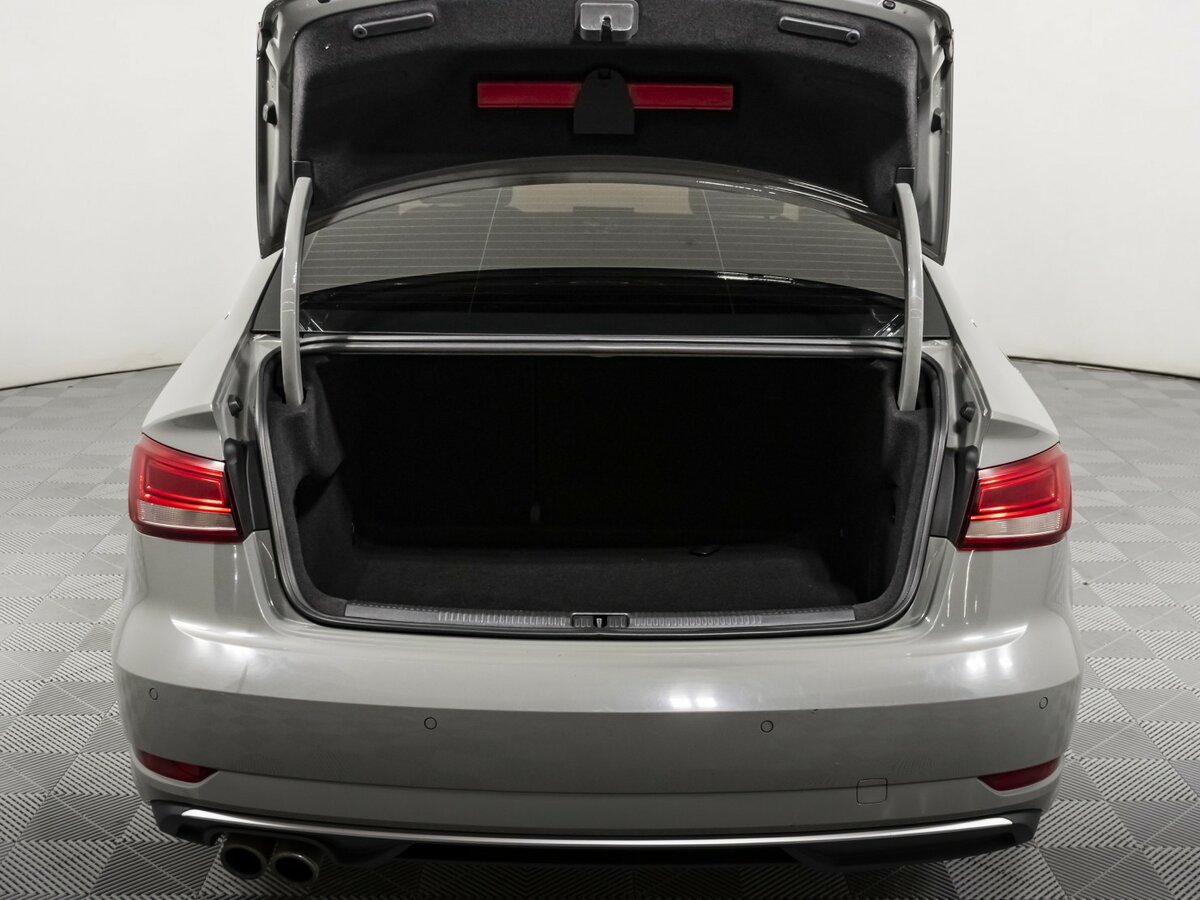 Б/У Ауди А3 2018 года. Фото: #16