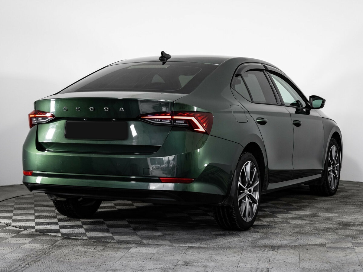 Б/У Шкода Октавия 2021 года. Фото: #3