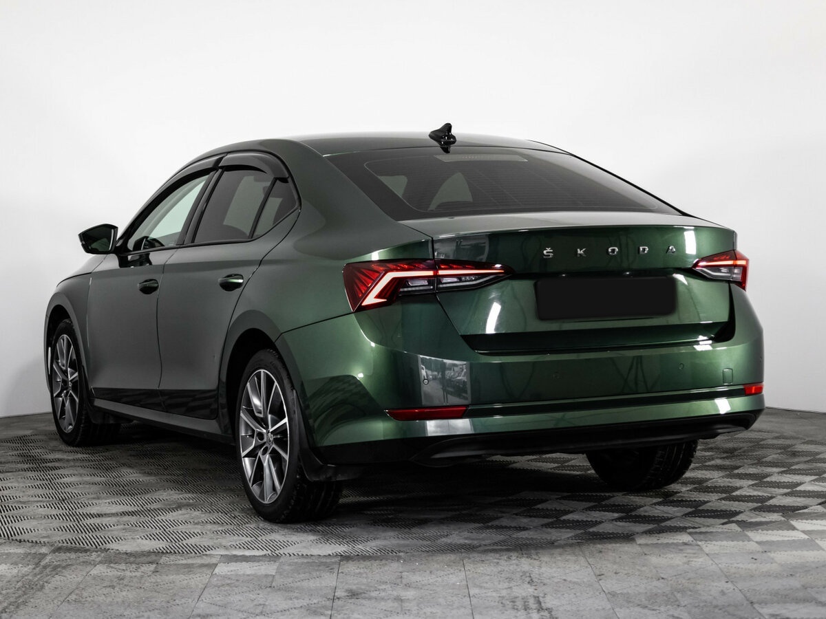 Б/У Шкода Октавия 2021 года. Фото: #5