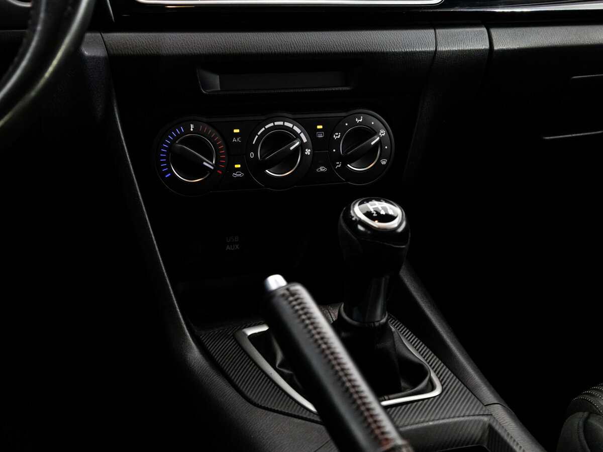 Б/У Мазда 3 2013 года. Фото: #8