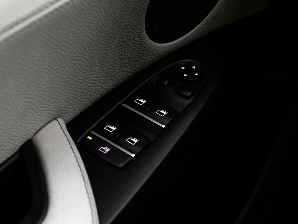 Б/У БМВ Икс3 2013 года. Фото: #22