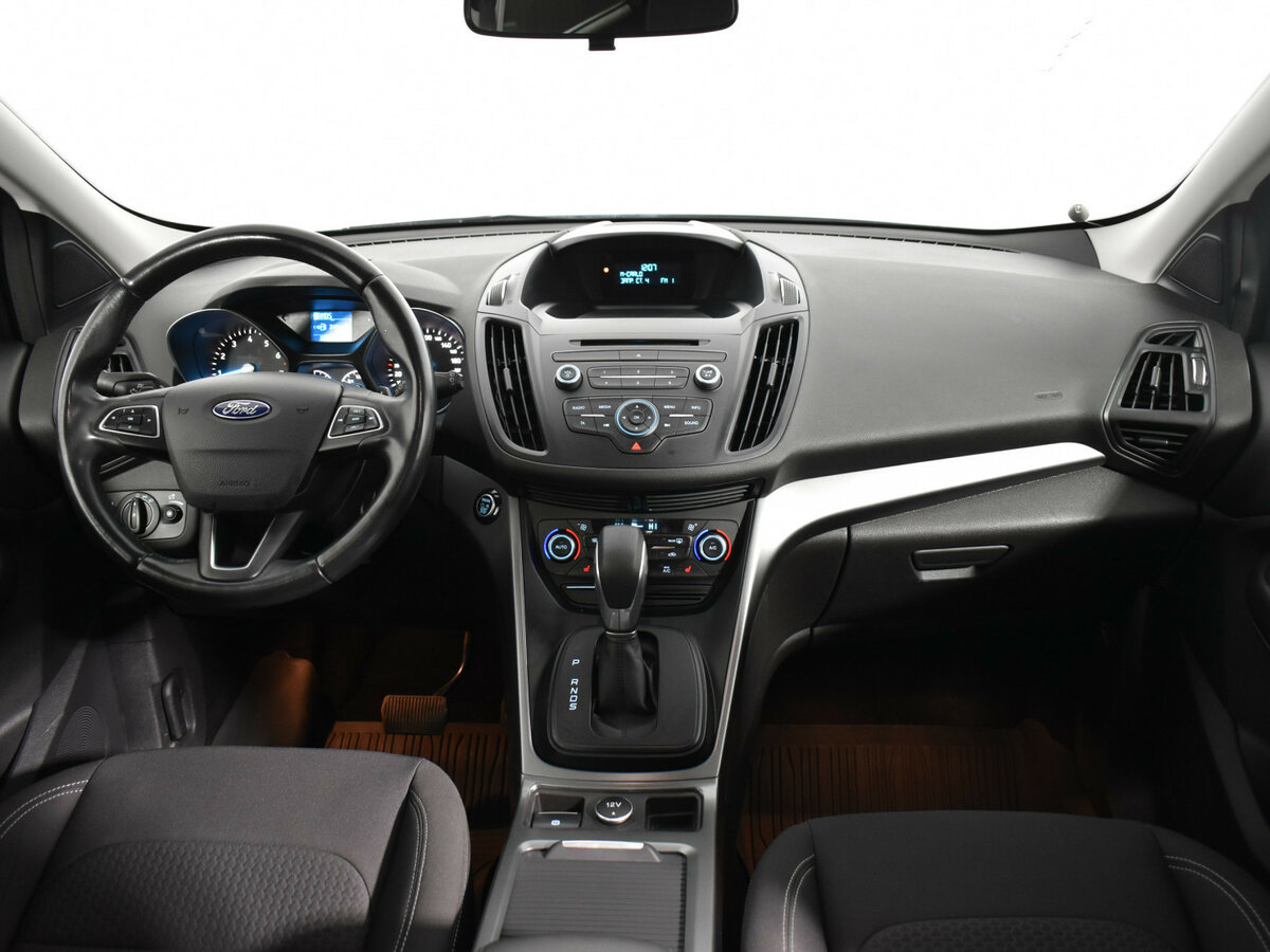 Б/У Форд Куга 2017 года. Фото: #8