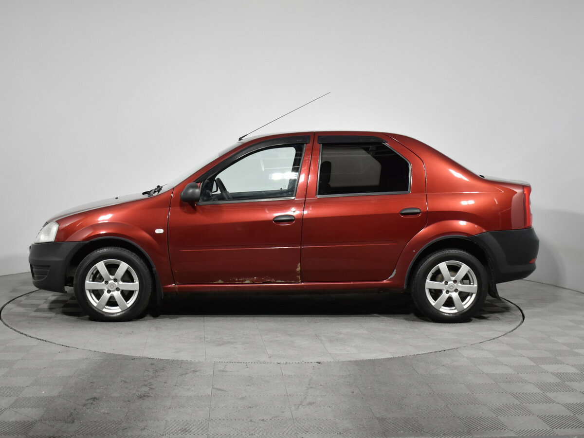 Б/У Рено Логан 2013 года. Фото: #7