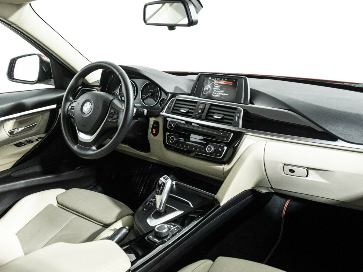 Б/У БМВ 3 серии 2016 года. Фото: #8