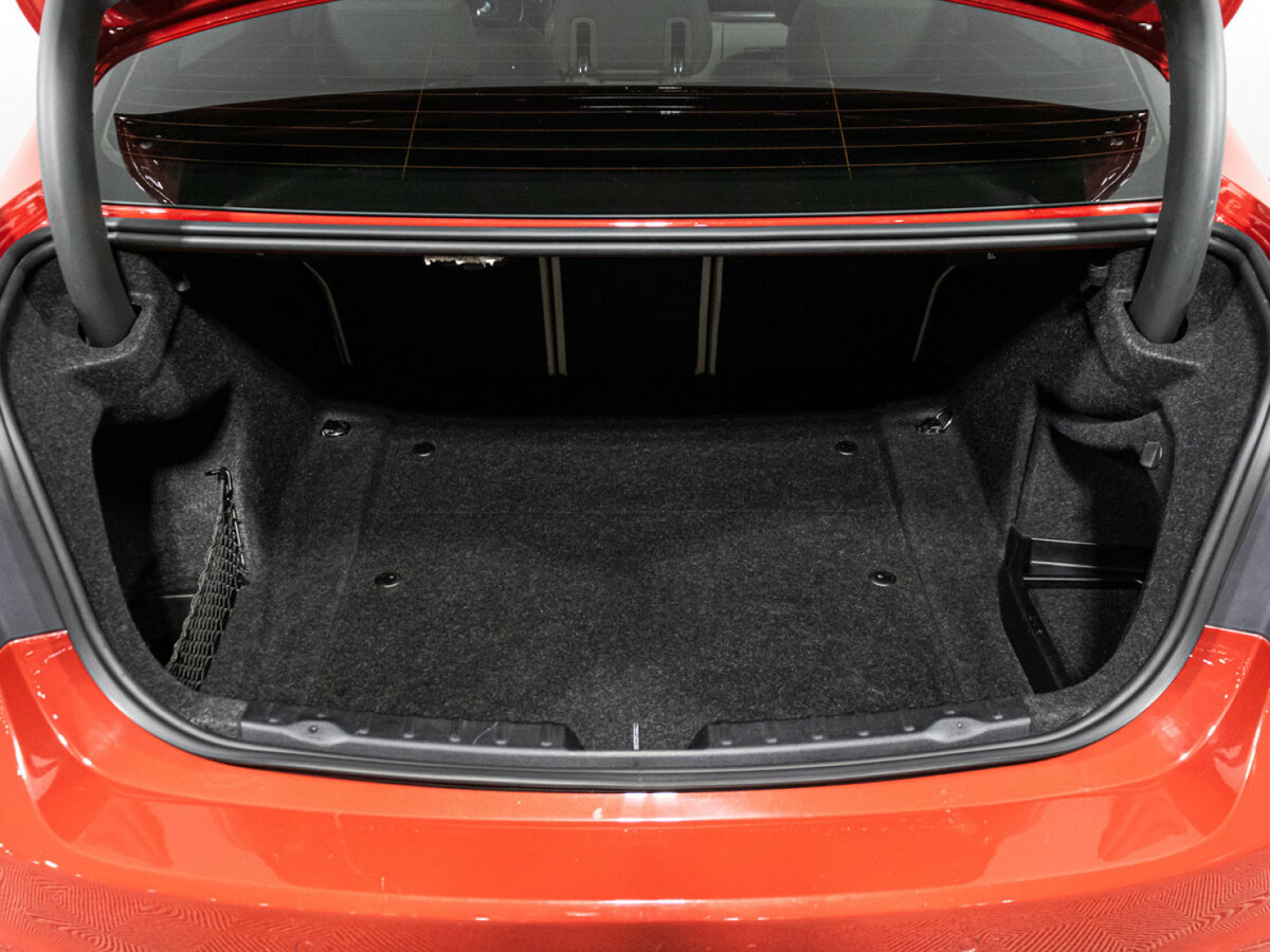 Б/У БМВ 3 серии 2016 года. Фото: #14