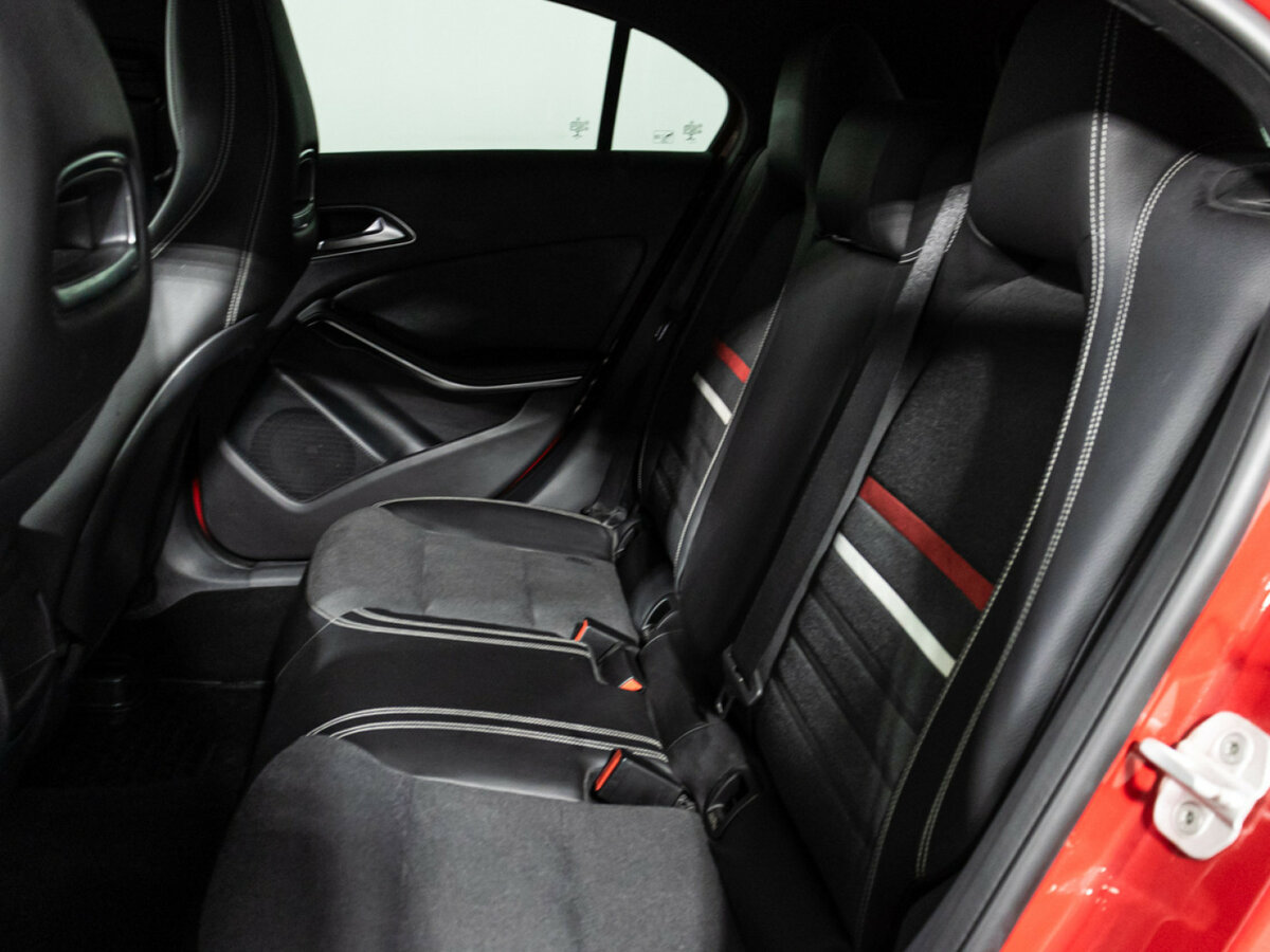 Б/У Мерседес-Бенц А-Класс 2014 года. Фото: #9