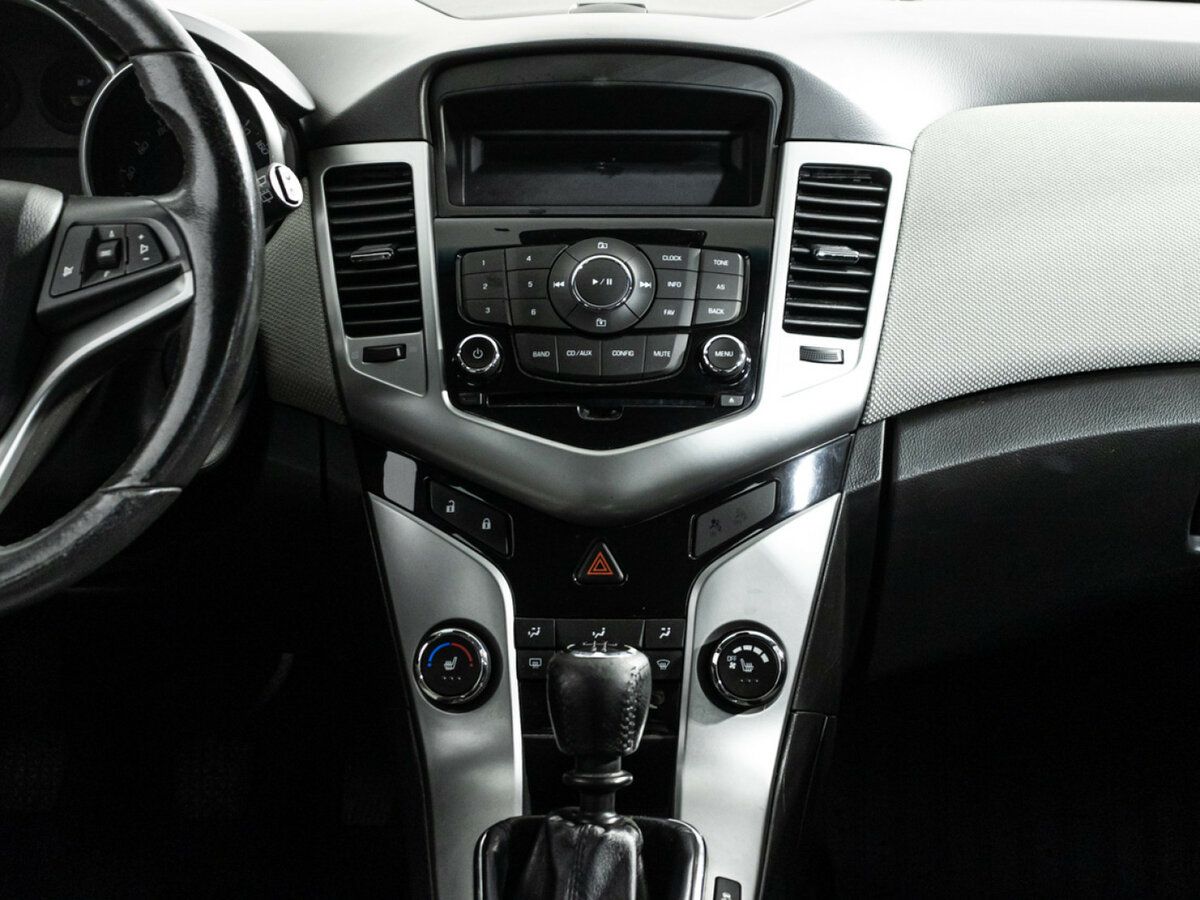 Б/У Шевроле Круз 2012 года. Фото: #13