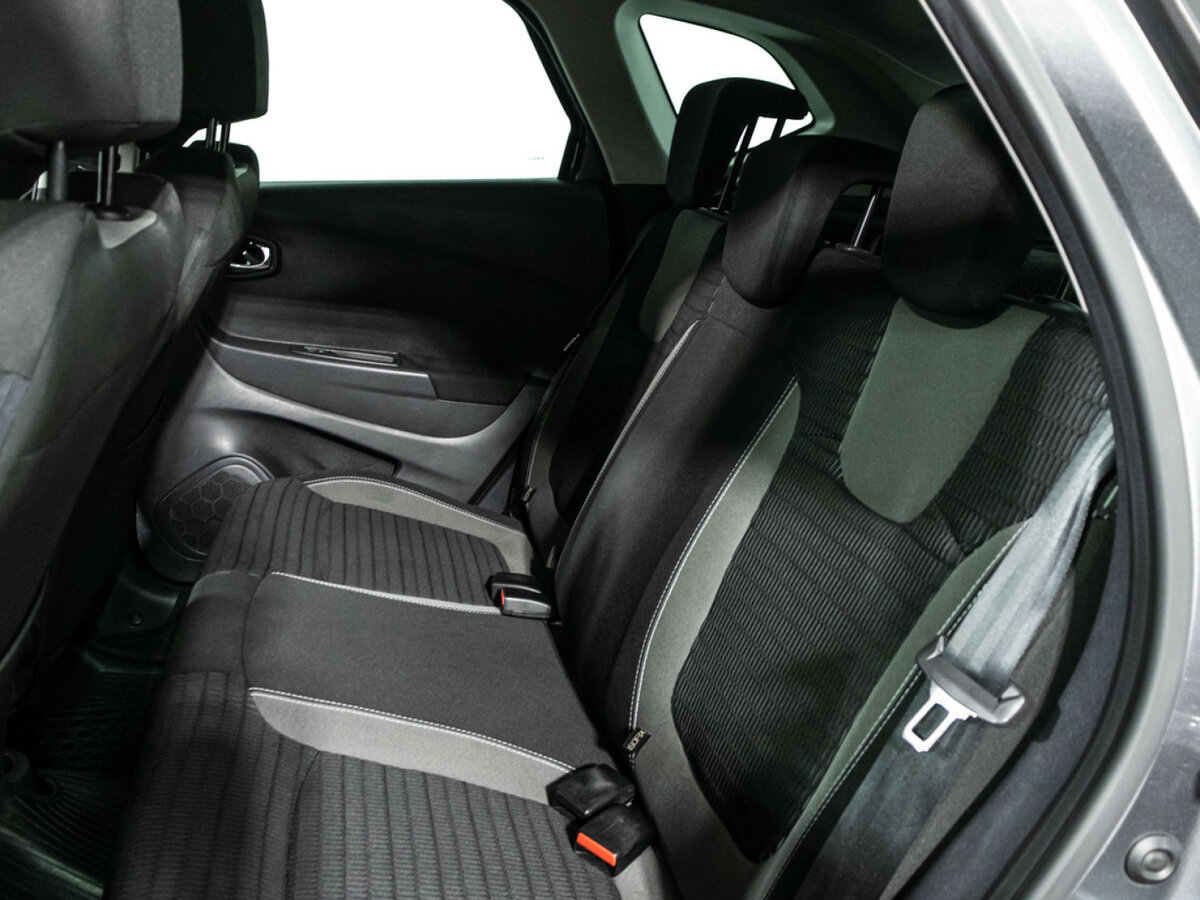 Б/У Рено Каптюр 2017 года. Фото: #9