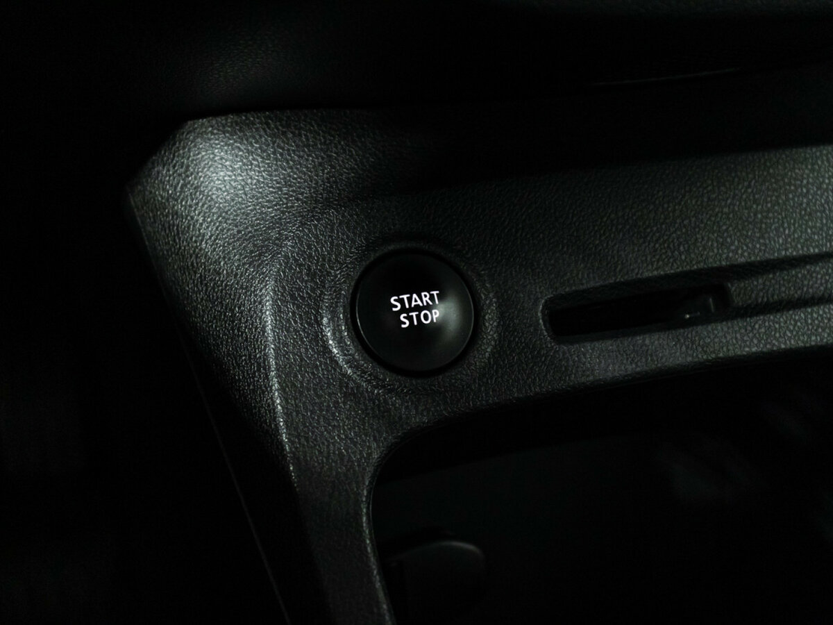 Б/У Рено Каптюр 2017 года. Фото: #17