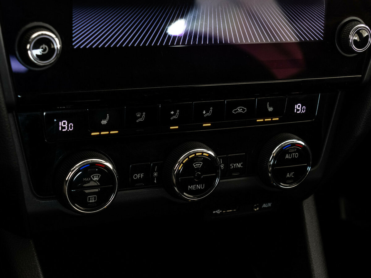 Б/У Шкода Октавия 2017 года. Фото: #10