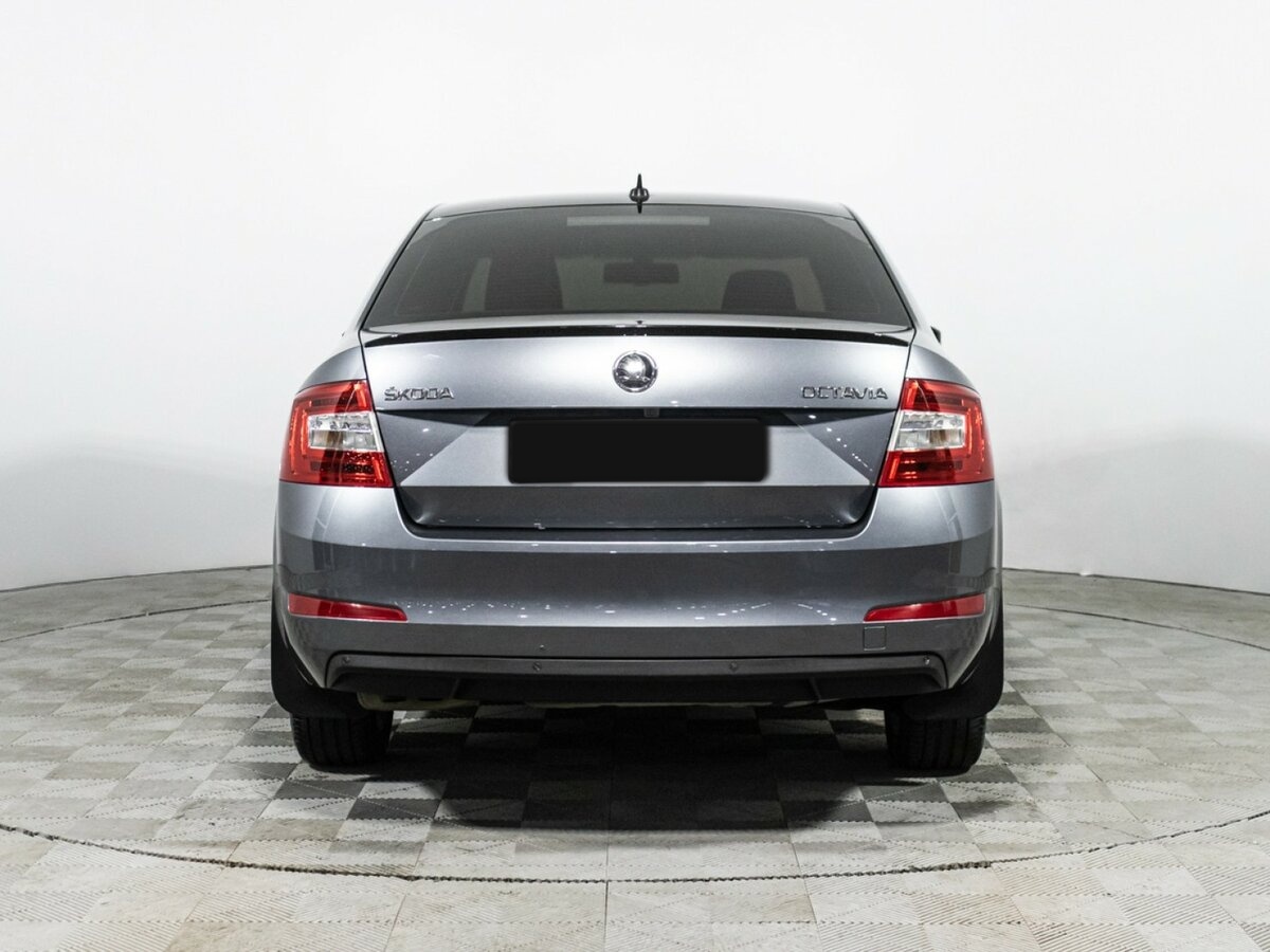 Б/У Шкода Октавия 2015 года. Фото: #4