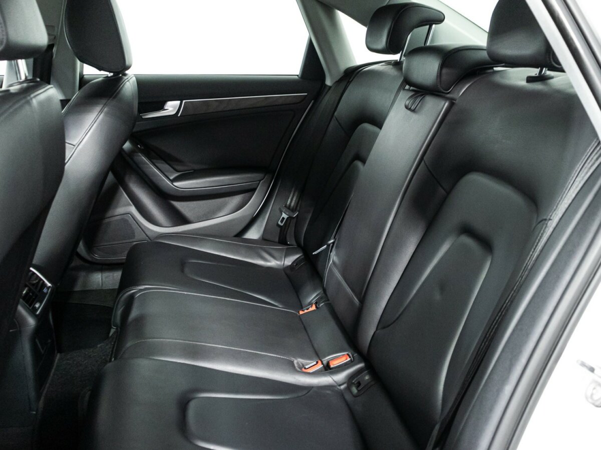 Б/У Ауди А4 2015 года. Фото: #9