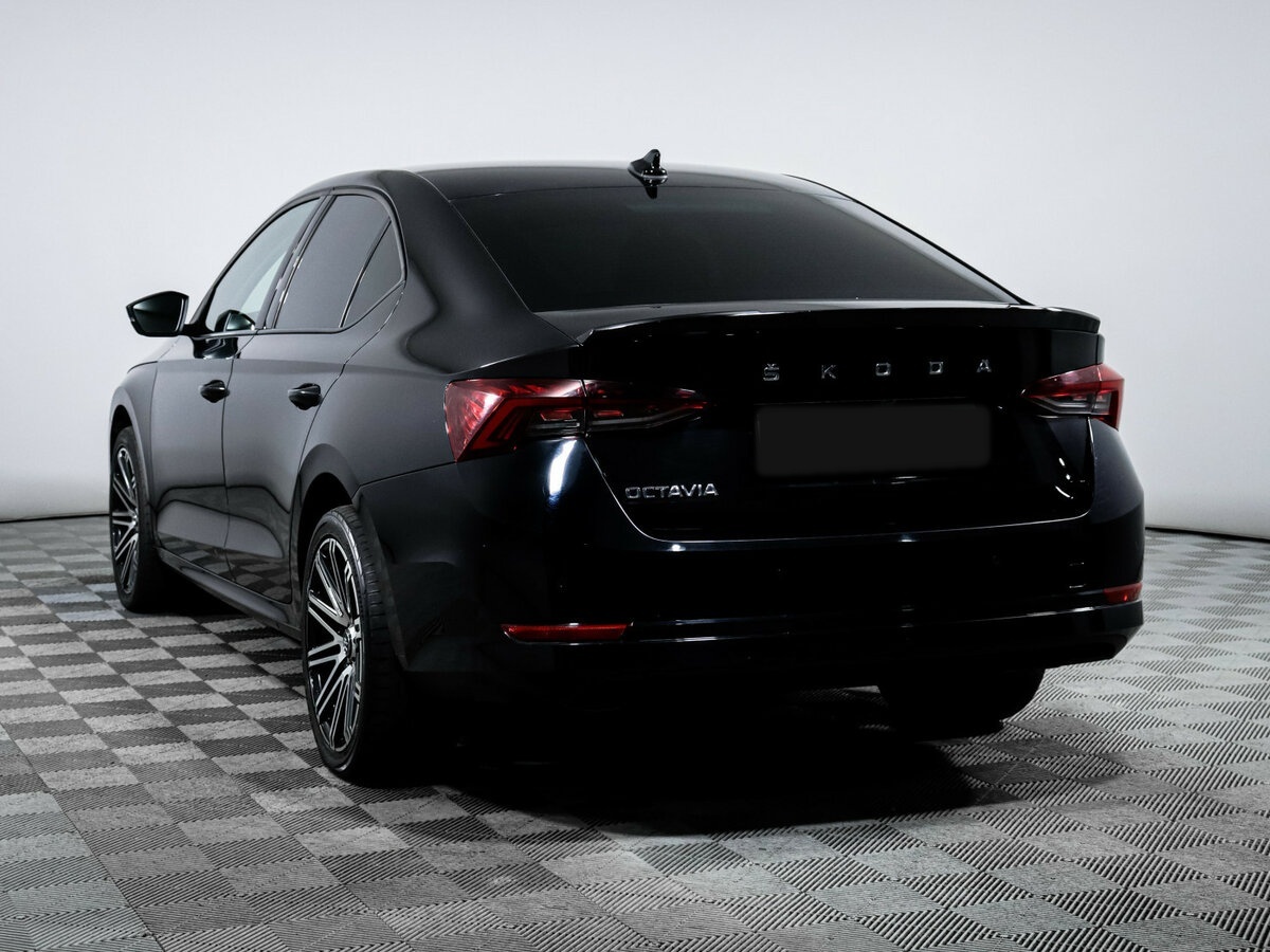 Б/У Шкода Октавия 2020 года. Фото: #5