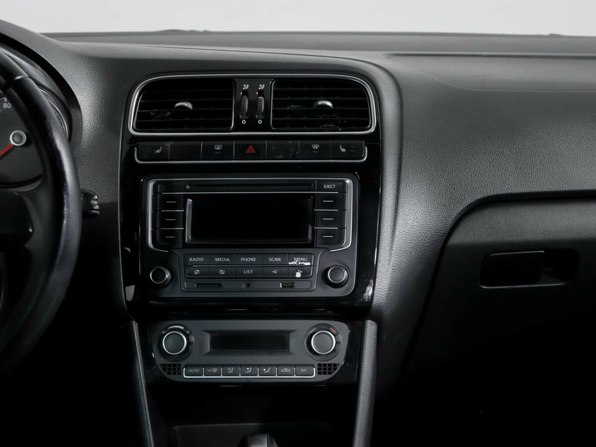 Б/У Фольксваген Поло 2014 года. Фото: #9