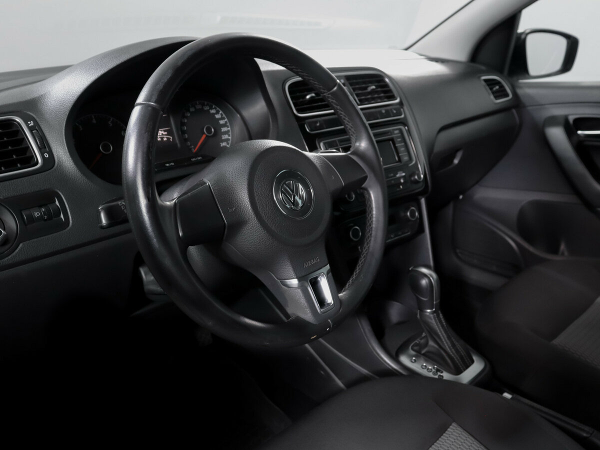 Б/У Фольксваген Поло 2014 года. Фото: #10