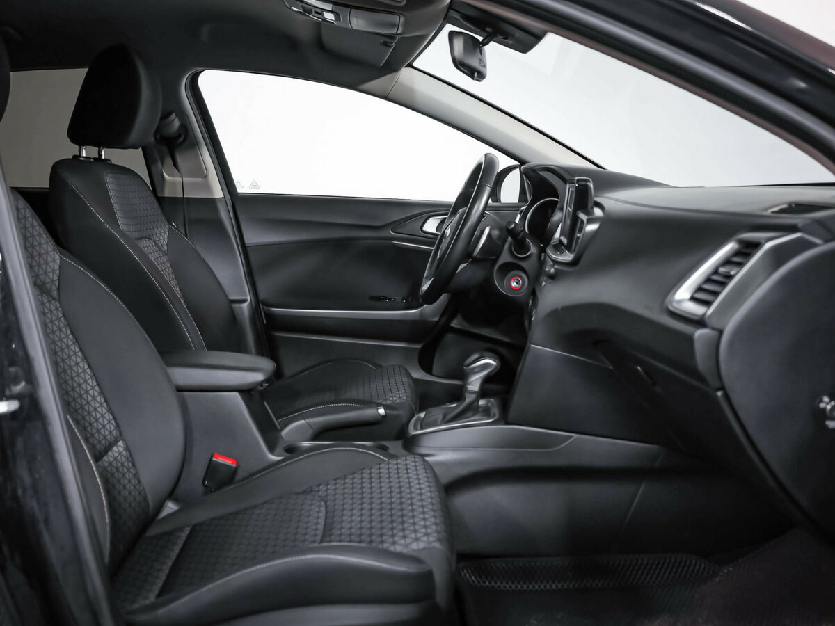 Б/У Киа Сид 2019 года. Фото: #19