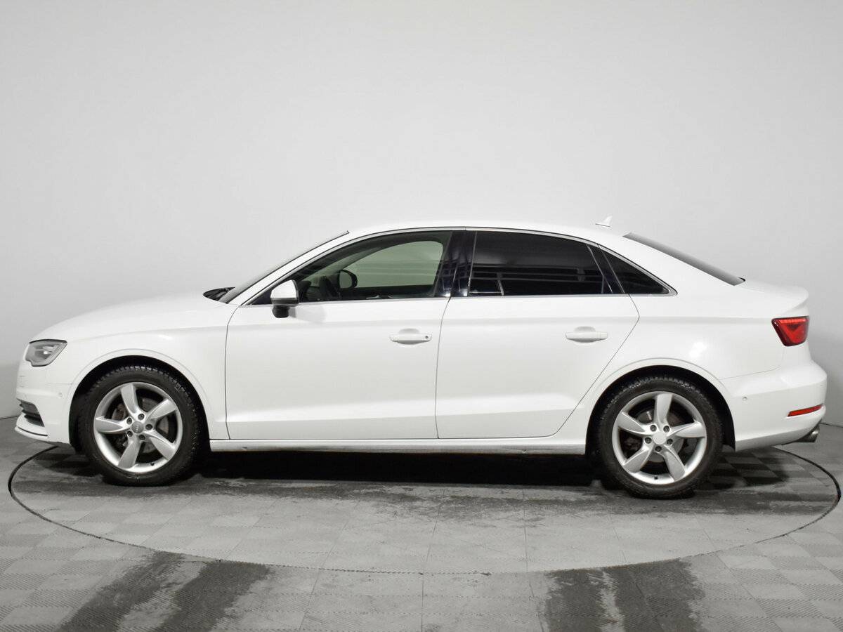 Б/У Ауди А3 2016 года. Фото: #7