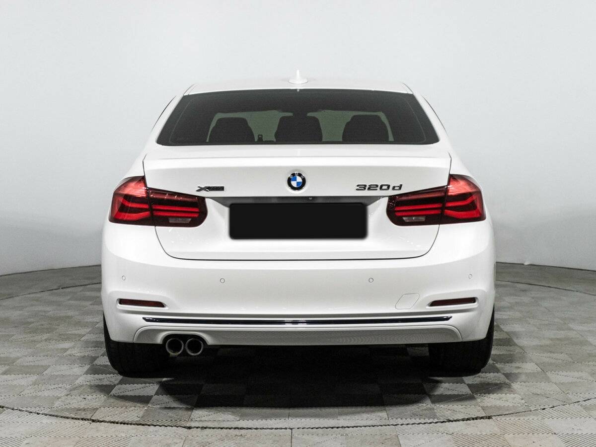 Б/У БМВ 3 серии 2018 года. Фото: #5