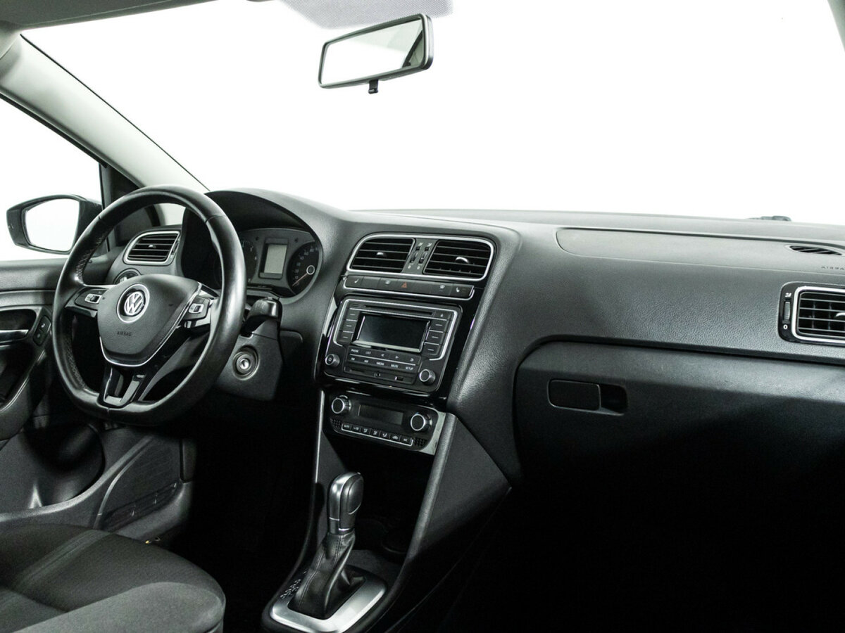 Б/У Фольксваген Поло 2017 года. Фото: #8