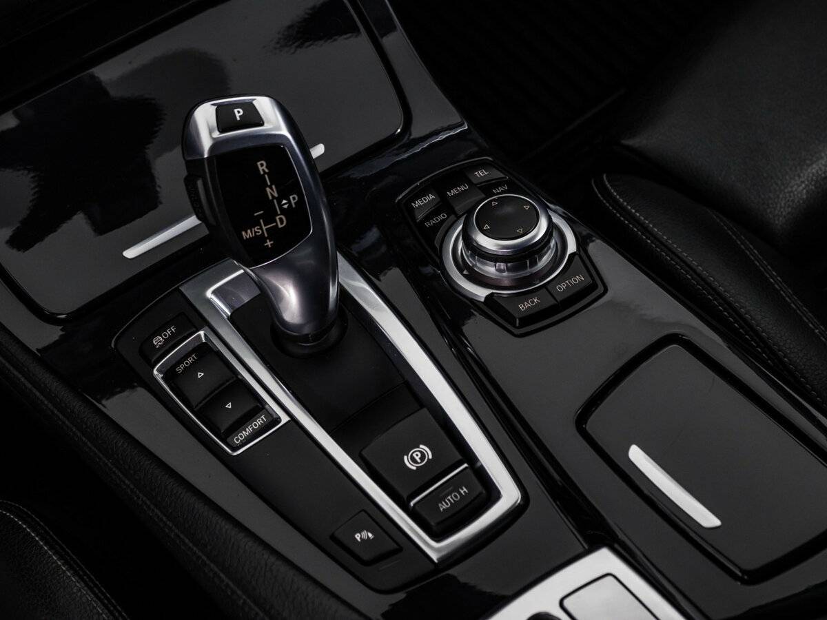 Б/У БМВ 5 серии 2015 года. Фото: #15