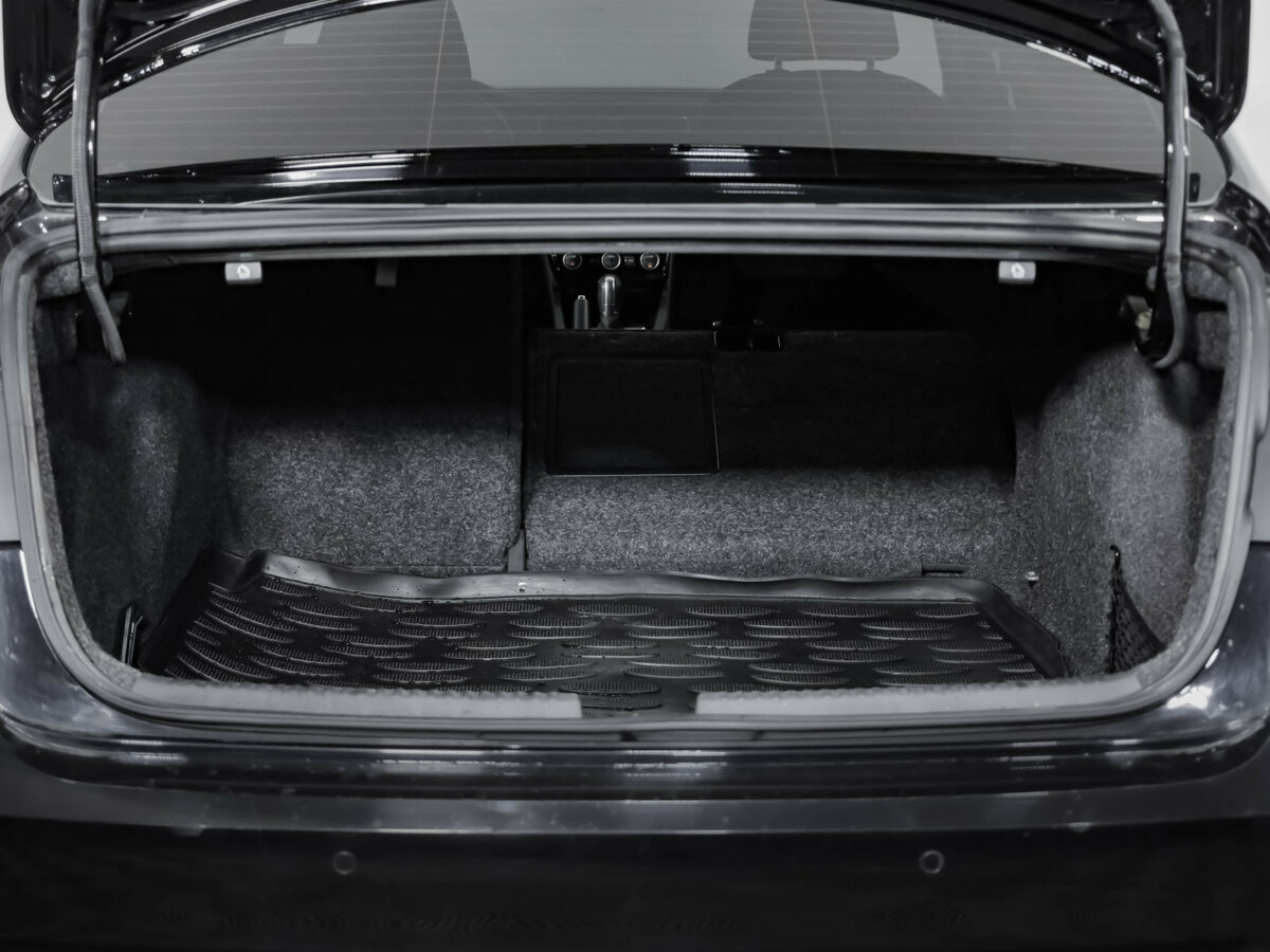 Б/У Фольксваген Джетта 2017 года. Фото: #30