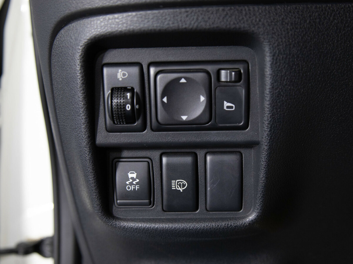 Б/У Ниссан Жук 2013 года. Фото: #11