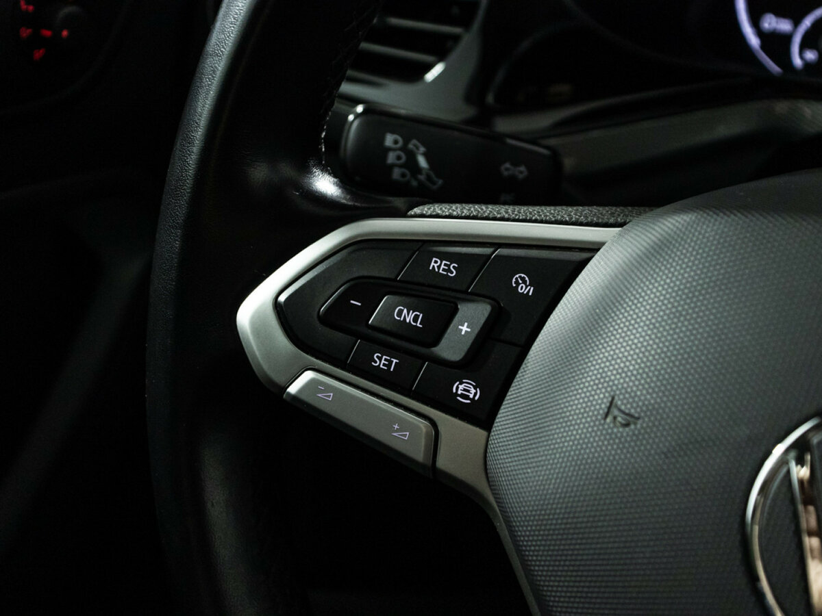 Б/У Фольксваген Поло 2021 года. Фото: #17