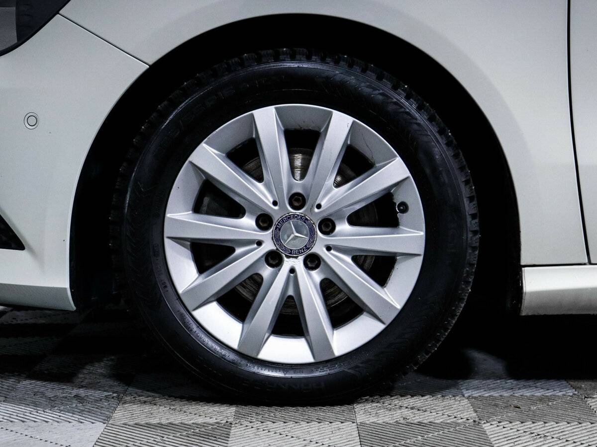 Б/У Мерседес-Бенц А-Класс 2014 года. Фото: #11