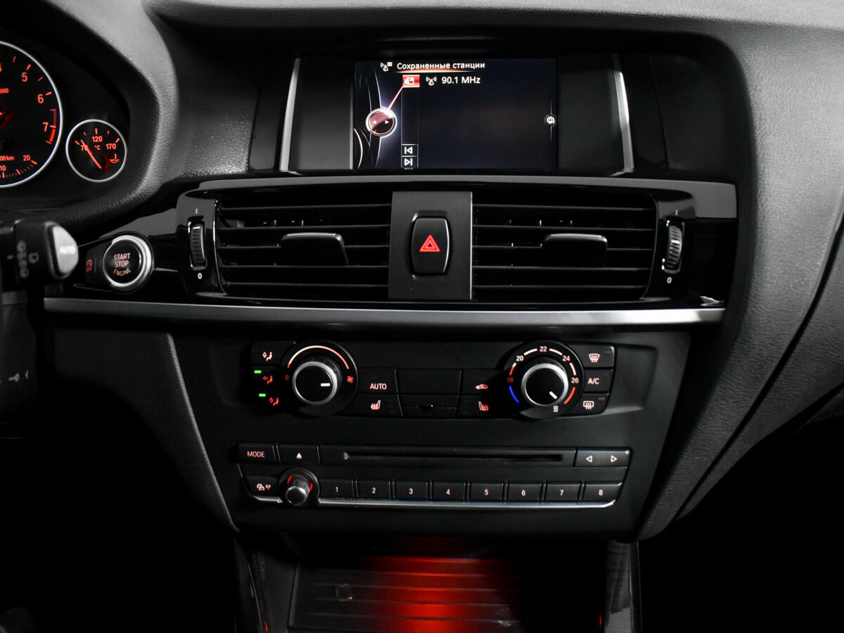 Б/У БМВ Икс3 2014 года. Фото: #14